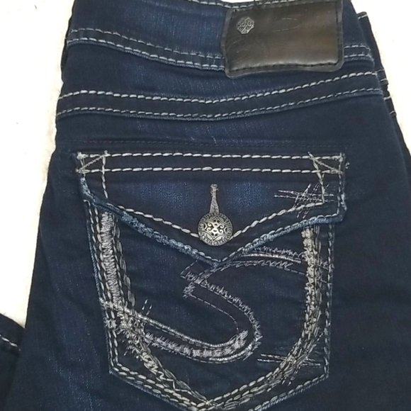 Silver Suki Women's Jeans Size 29 Mid Rise Capri Dark Wash - Picture 3 of 8